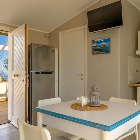 Naxos Loft جيارديني ناكسوس